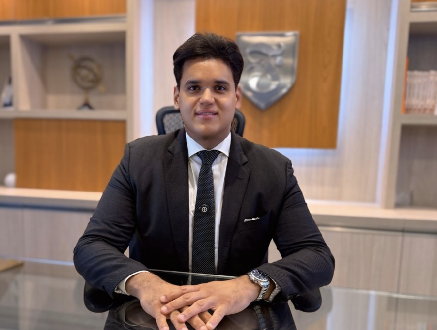Dr. André Frutuoso, advogado especialista em direito bancário, sócio da Frutuoso Advocacia